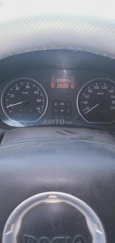 Dacia Logan modèle 2013 en bon état - 2