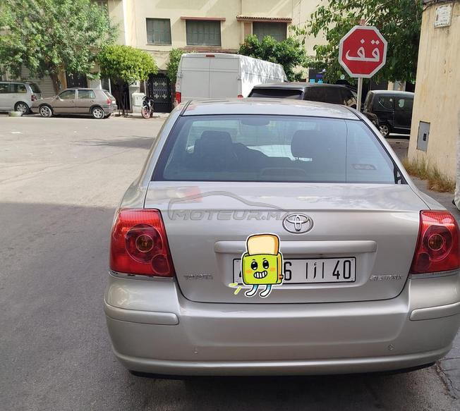Toyota Avensis Essence Manuelle 2005 à Tanger
