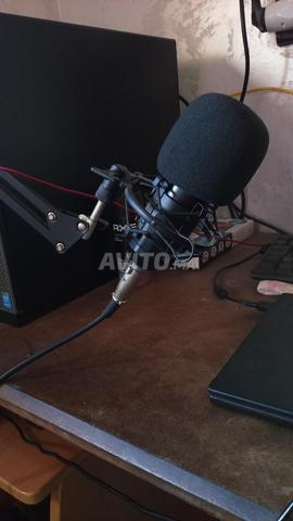 ميكروفون BM 800 للكمبيوتر مع كارت الصوت V8 - 2