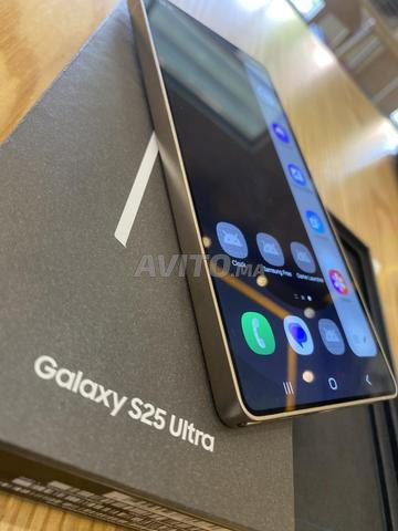 Samsung Galaxy S25 Ultra neuf 256Go / 12Go RAM - 2