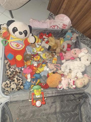 lot de jouets - 2