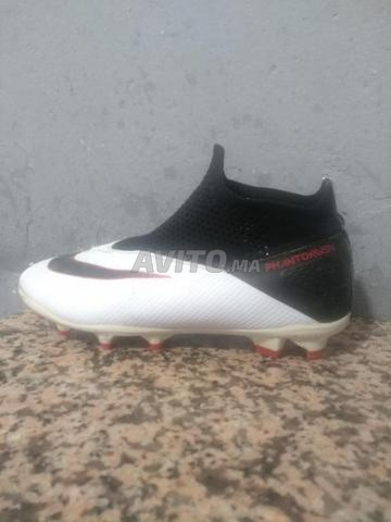 Chaussures de football. Prix négociable.