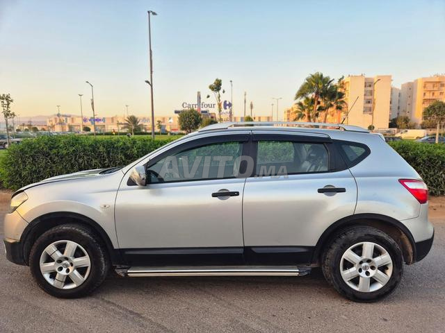 Nissan Qashqai août 2013 en bon état