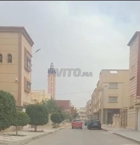 قطعة أرضية تجارية ممتازة قرب مسجد إبن خلدون