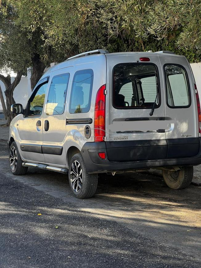 renault kangoo 2010 1.5DCI