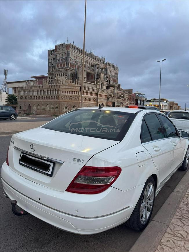 Mercedes-Benz 220 Diesel Automatique 2008 à Salé