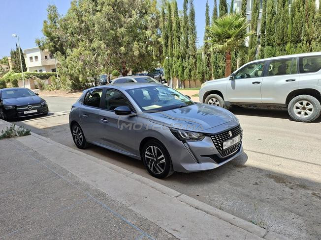 Peugeot 208 Diesel Manuelle 2023 à Agadir