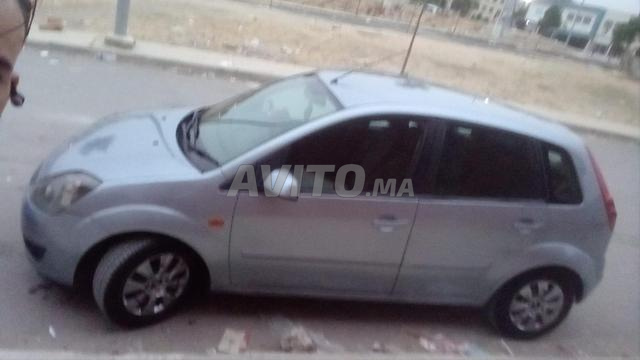 فورد فييستا بنزين يدوية 2008 بطنجة - 2