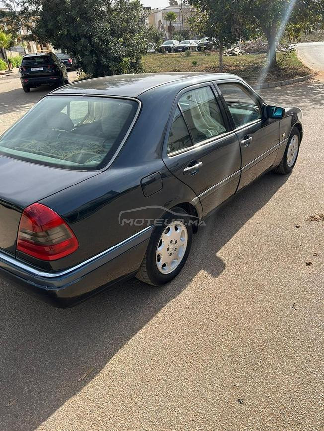 Mercedes W202 C200 essence 