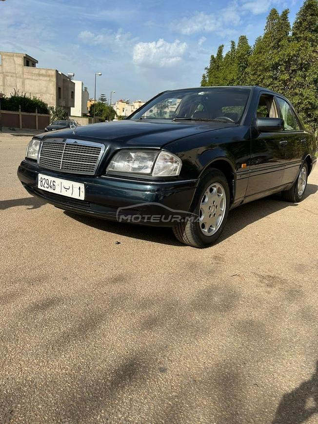 Mercedes W202 C200 essence 