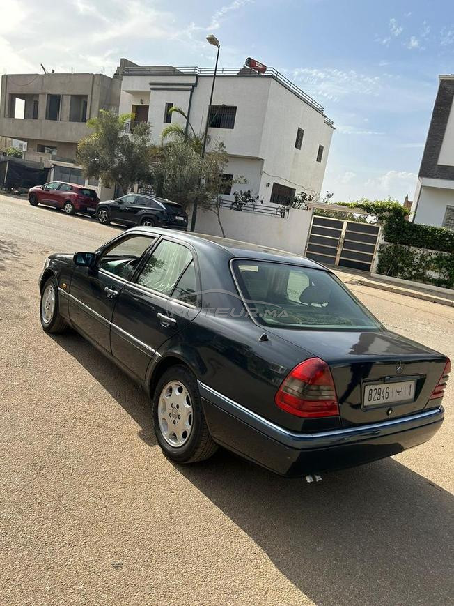 Mercedes W202 C200 essence 