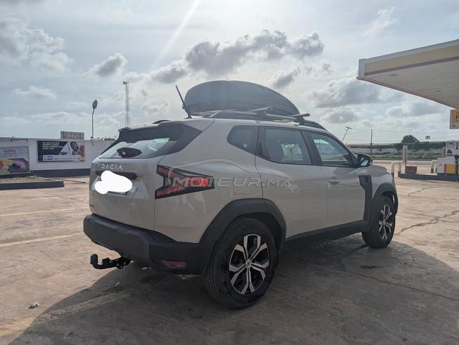 Dacia Duster 2025 avec attache remorque 