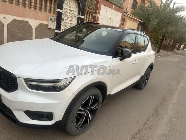 فولفو XC40 - 2