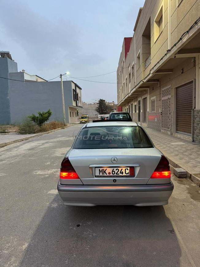 Mercedes-Benz Classe C Essence Automatique 2000