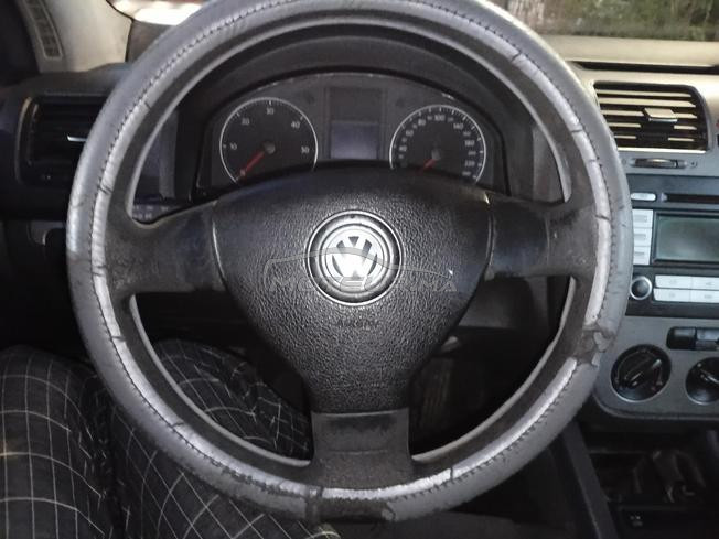 golf 5 model 2007 mois 11 bon etat