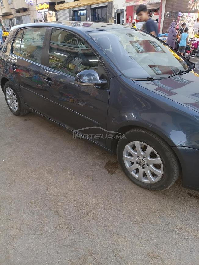 golf 5 model 2007 mois 11 bon etat
