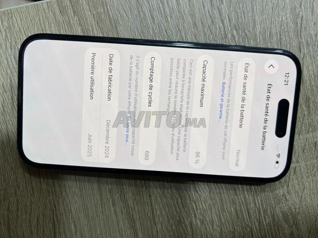 iPhone 15 128g très propre - 2