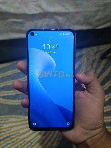 Realme 7 pro très bon état 6 Go RAM et 64 Go Helio G95 - 2