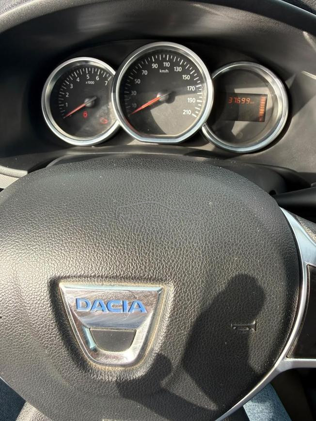 Sandero essence 