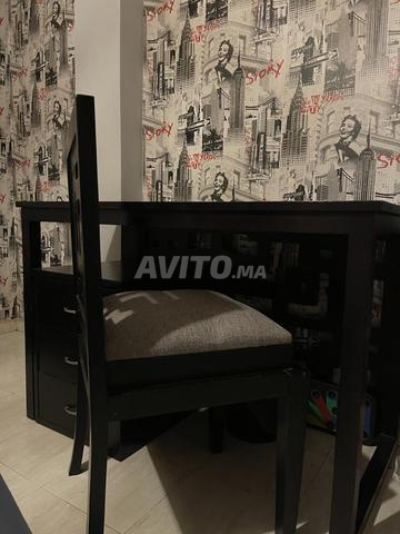 Bureau, Coiffeuse et Tables de chevet - 2