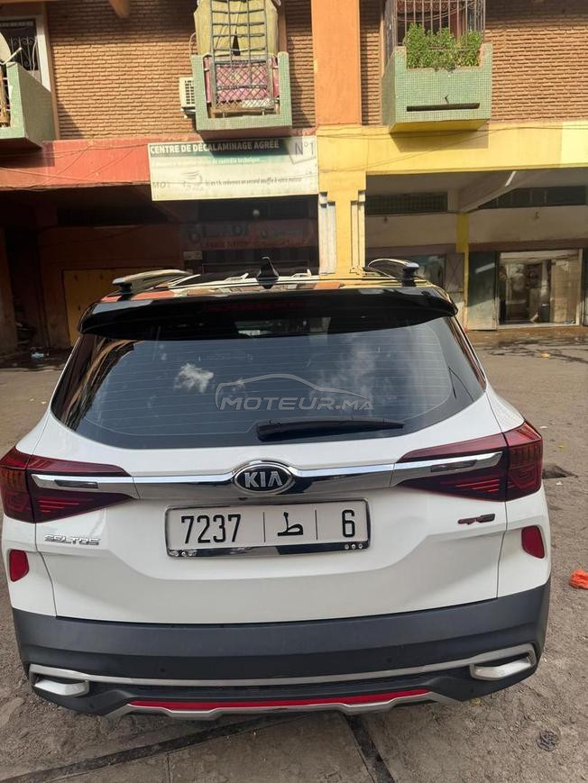 VOITURE KIA SELTOS 