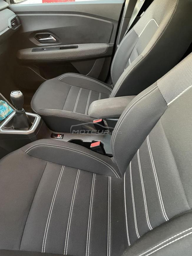 Dacia Sandero première main faible kilométrage 