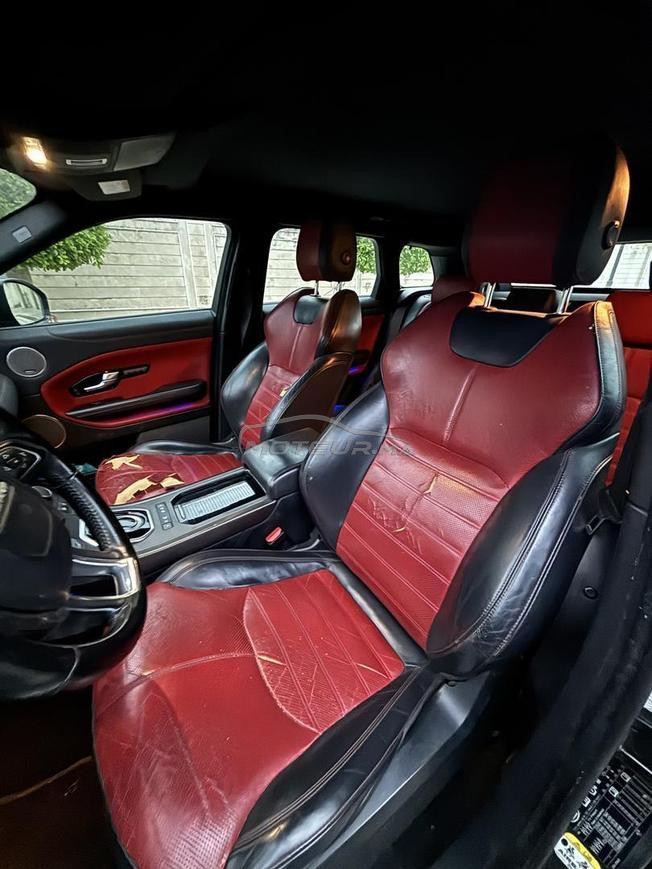 range Rover évoque 