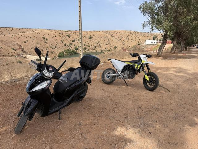هوندا SH 300 سمارت بلاك إيديشن - 2