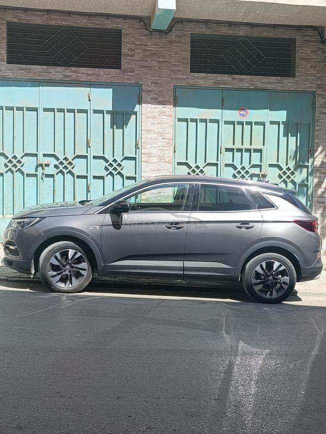 Opel grand land x