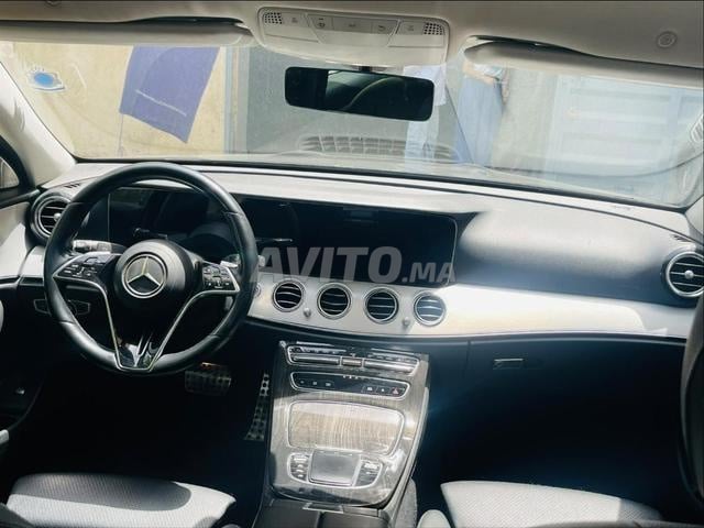 مرسيدس E220 2022 مالك أول - 2