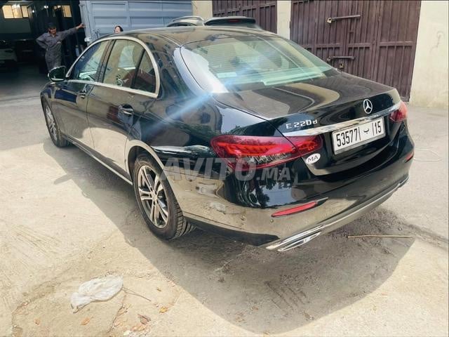 Mercedes E220 2022 première main