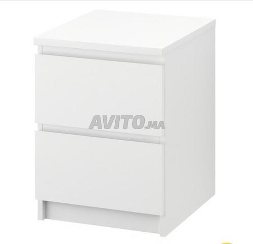 2 tables de nuit Malm
