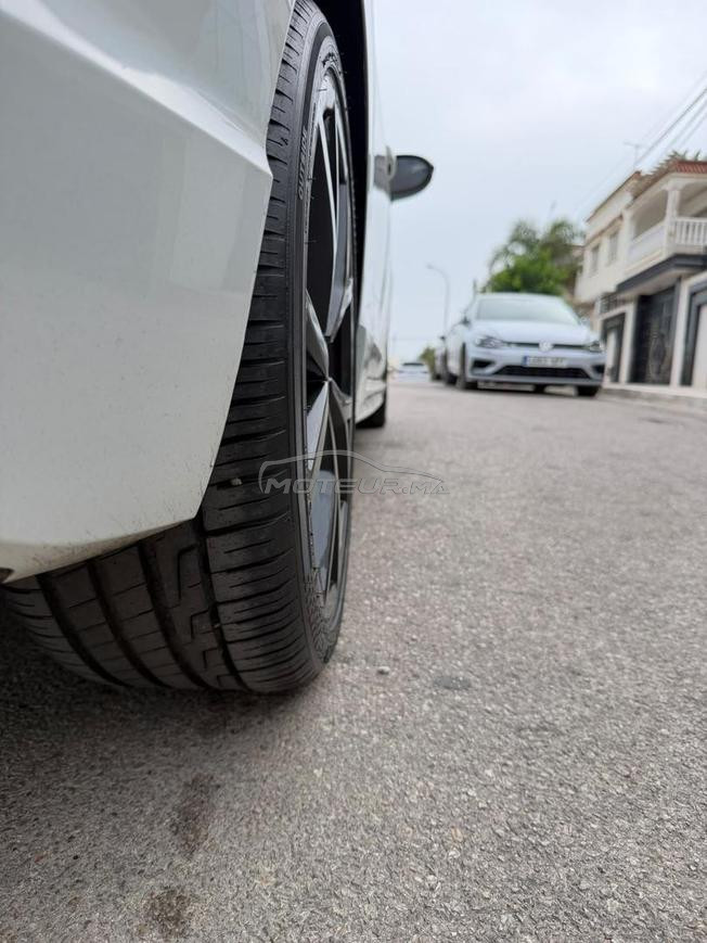 volkswagen golf 8 R essence