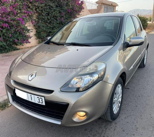 Renault Clio Diesel Manuelle 2012 à Agadir - 2