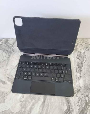 لوحة مفاتيح Apple Magic Keyboard لجهاز iPad Pro 11 بوصة 2021