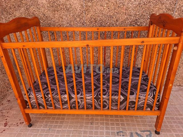 Lit en bois enfant - 2