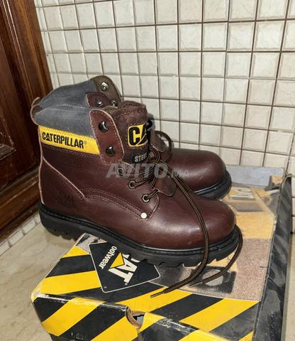 Chaussures de protection bottes Caterpillar - 2