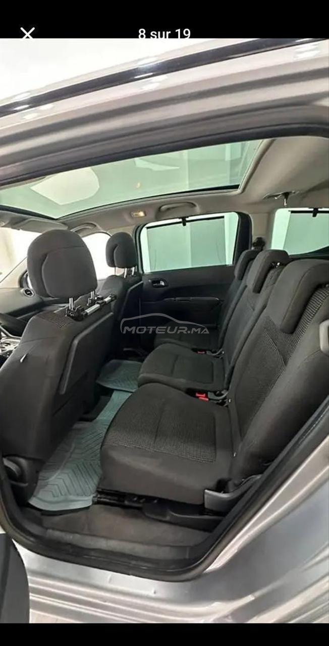 PEUGEOT 5008 Automatique 