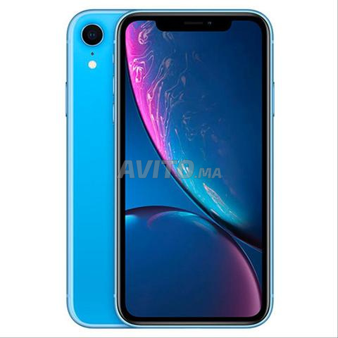 iPhone XR 64Go, 3 coques de téléphones - 2