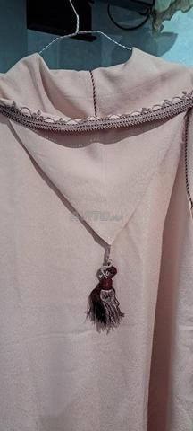 Djellabas de mariage traditionnelles élégantes, tissu crêpe de bonne qualité, couleur Koshary