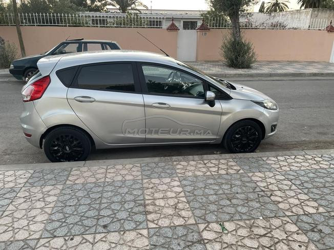 ford fiesta 2015 trend plus 