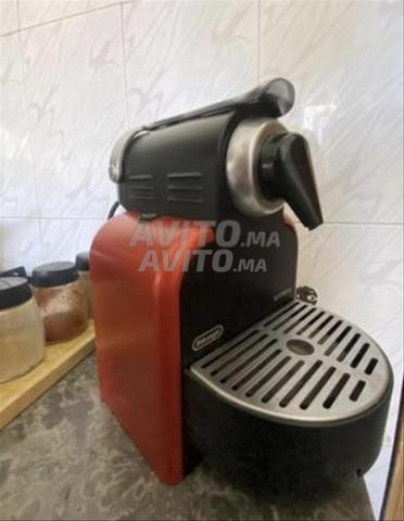 Machine à capsules DeLonghi Nespresso Essenza EN 97.W - 2