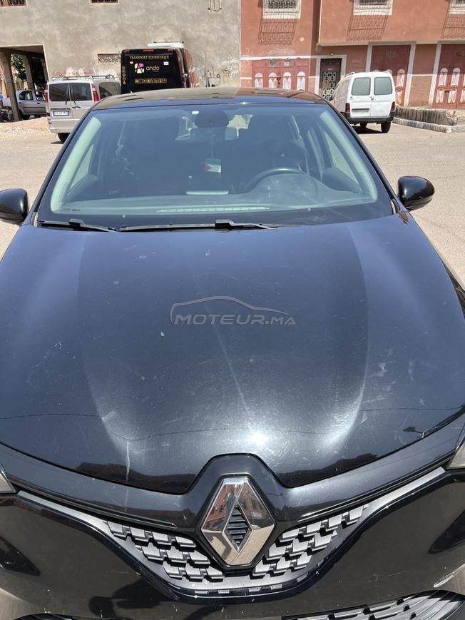 clio 5 ,mod2022,gazoil,bon état,