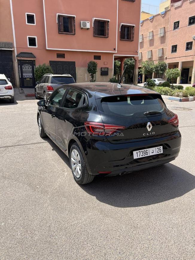 clio 5 ,mod2022,gazoil,bon état,