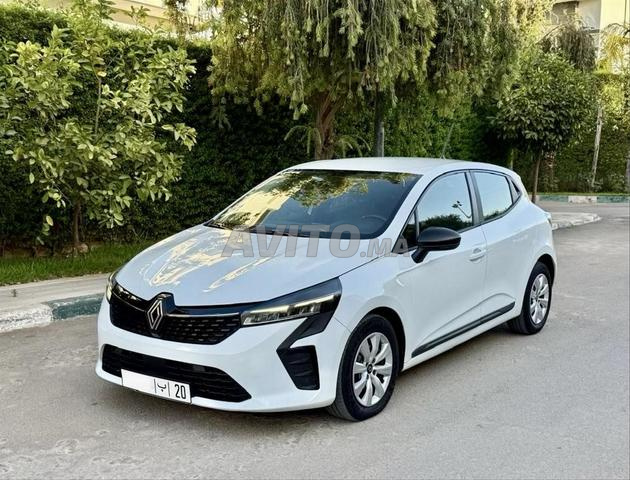 Renault Clio 5 Explore Diesel Manuelle 2024 à Fès