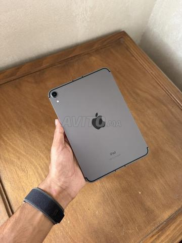 iPad Mini 6e Noir 64Go Wi-Fi et Cellulaire