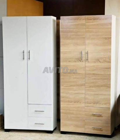 Armoire à vêtements deux portes - 2