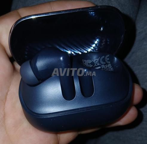 Écouteurs Oraimo SpaceBuds Air usagés seulement pendant un mois - 2
