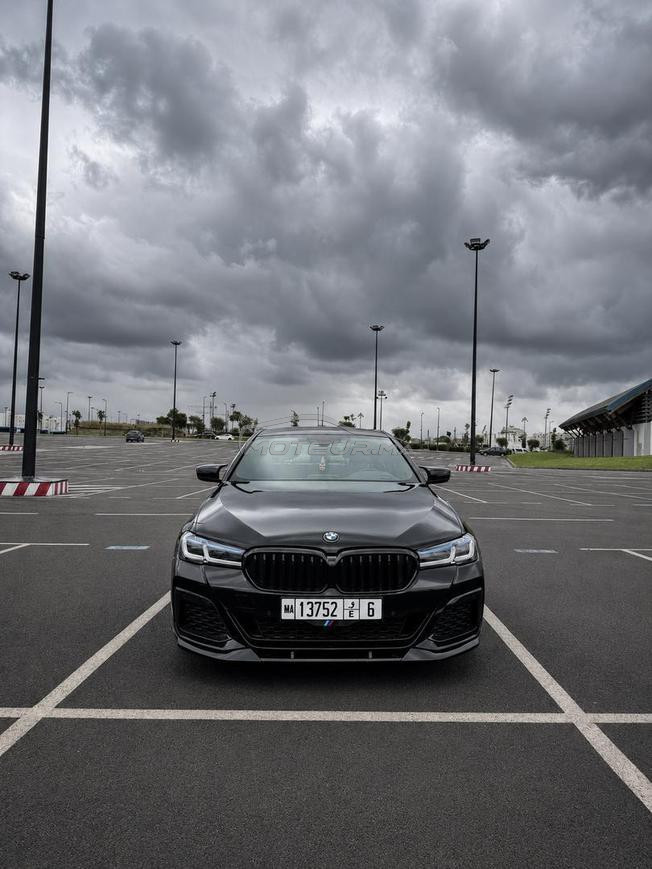 BMW Série 5 G30  fin 2017 Transformée en G30 LCI