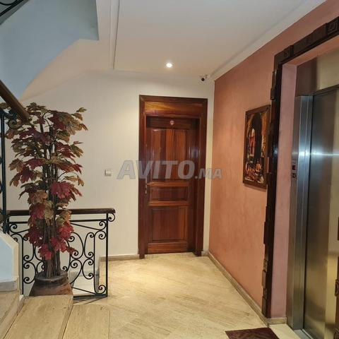 Studio à louer 55 m² à Casablanca Racine - 2